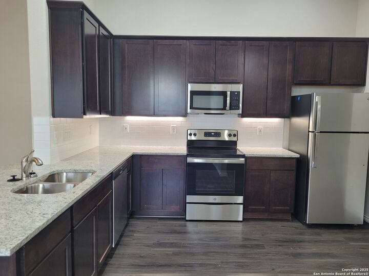 Property Photo: 9217 Groff Landing TX 78109