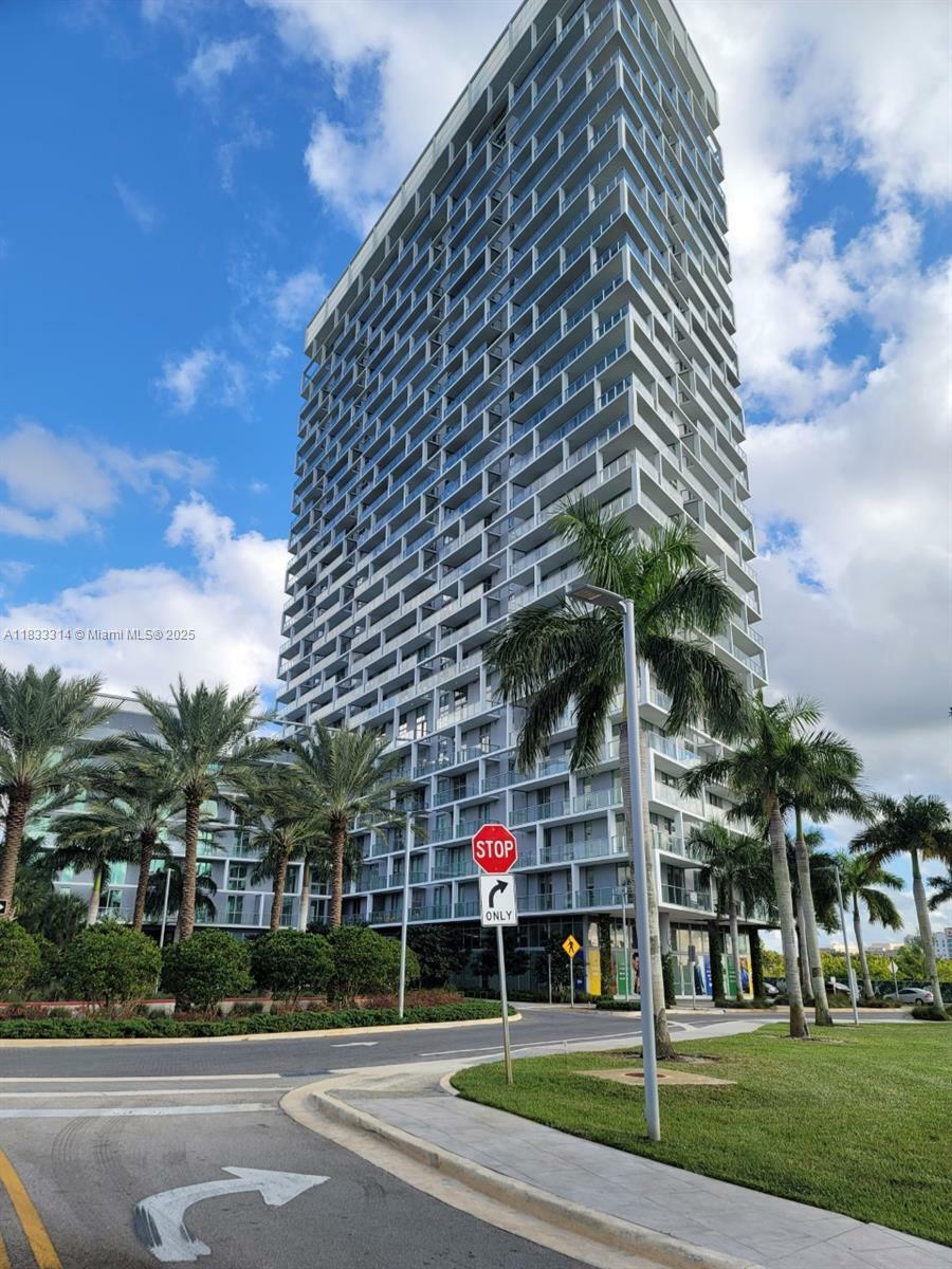 Property Photo: 2000 Metropica Way 2411 FL 33323