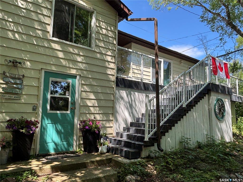Property Photo: 232 Green Avenue SK S0G 4C0