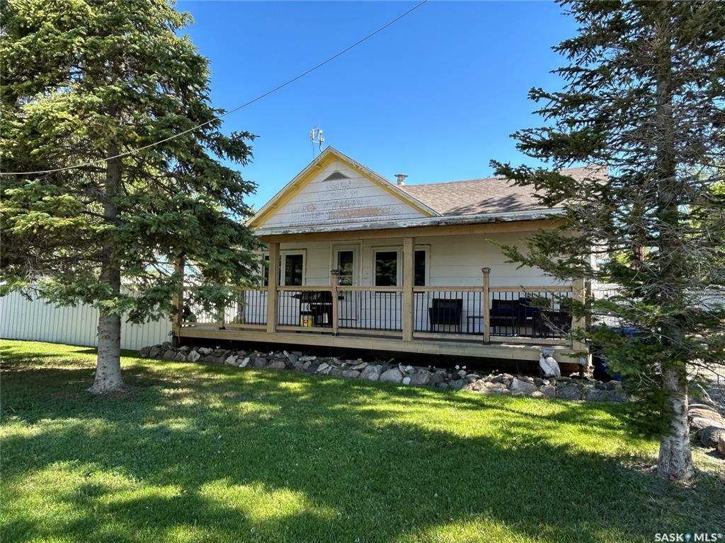 Property Photo:  3 Coteau Avenue  SK S0C 1H0 