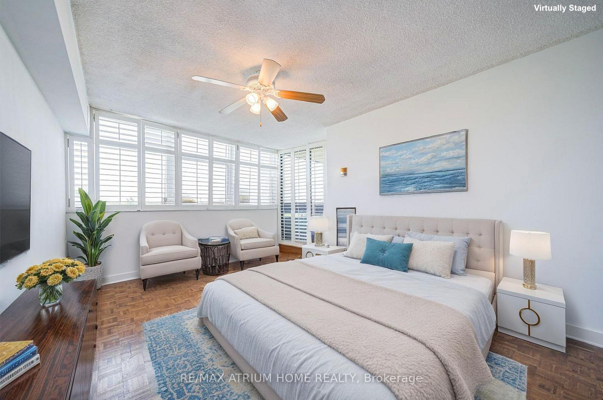 Property Photo: 3131 Bridletowne Circle 701 ON M1W 2S9
