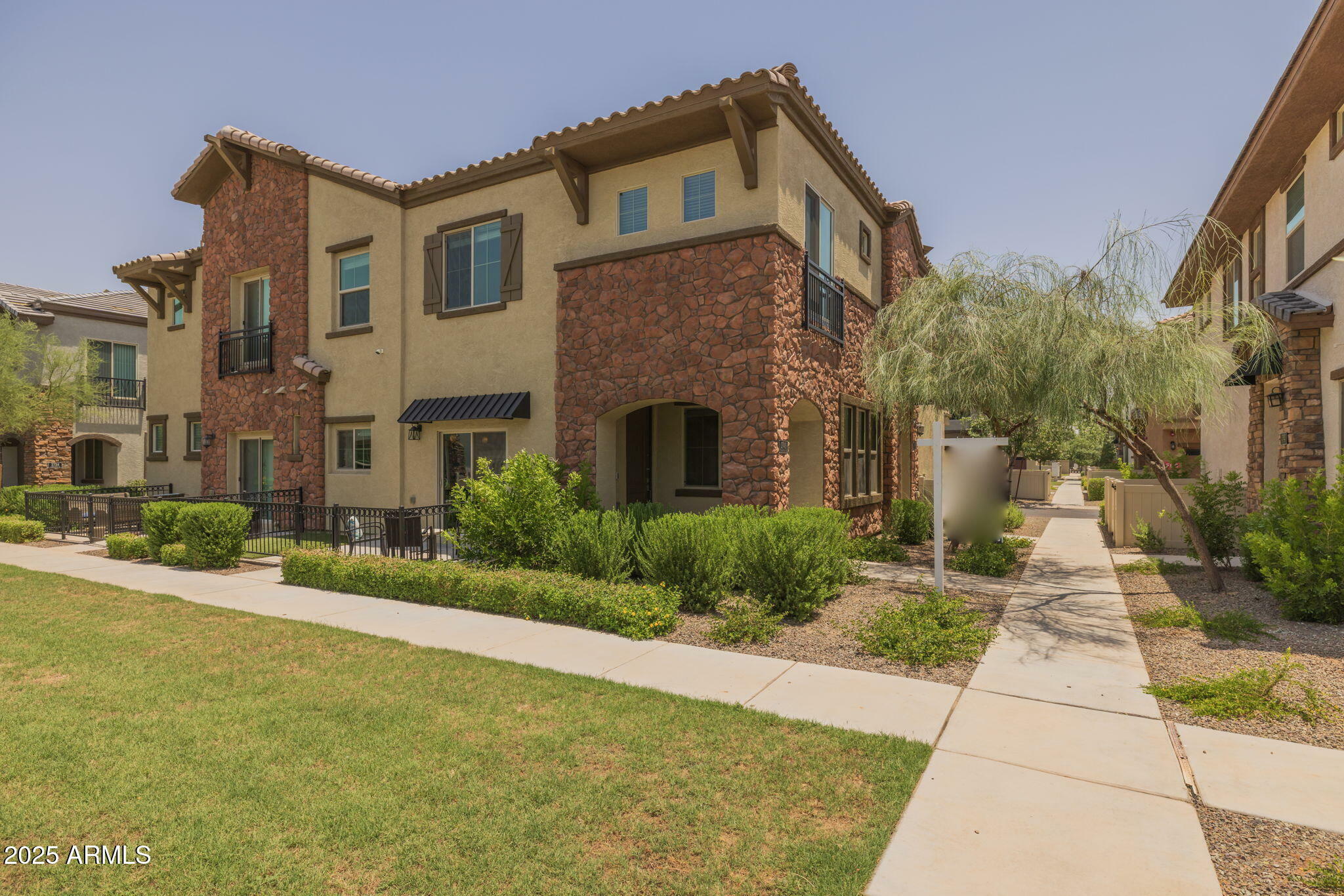 Property Photo: 2746 S Decatur Drive 102 AZ 85295