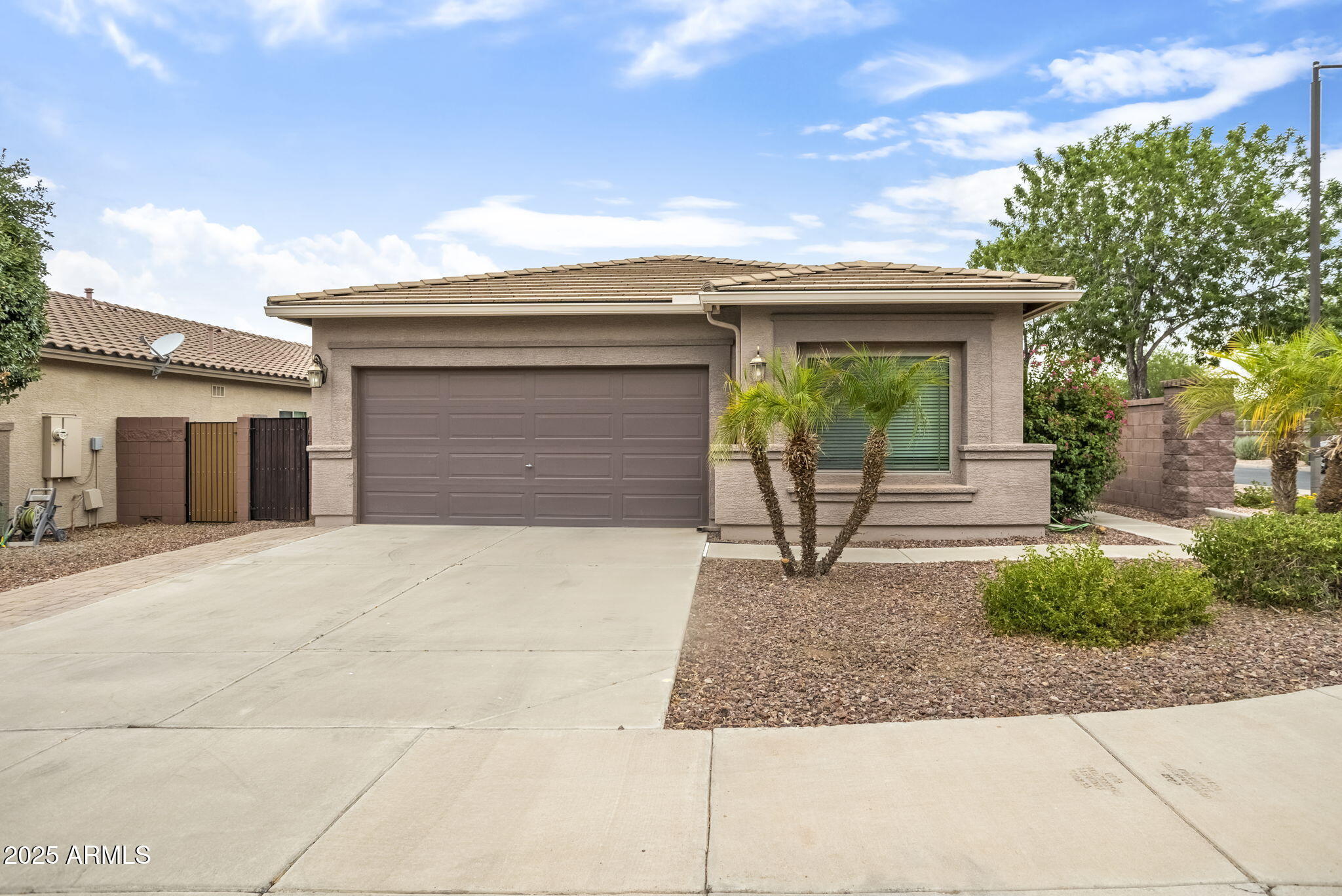 62 W Stanley Avenue  San Tan Valley AZ 85140 photo