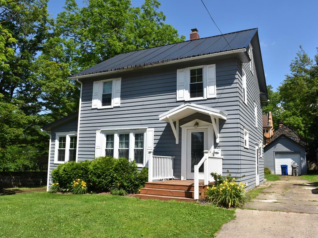 Property Photo: 221 Locust Street PA 16335