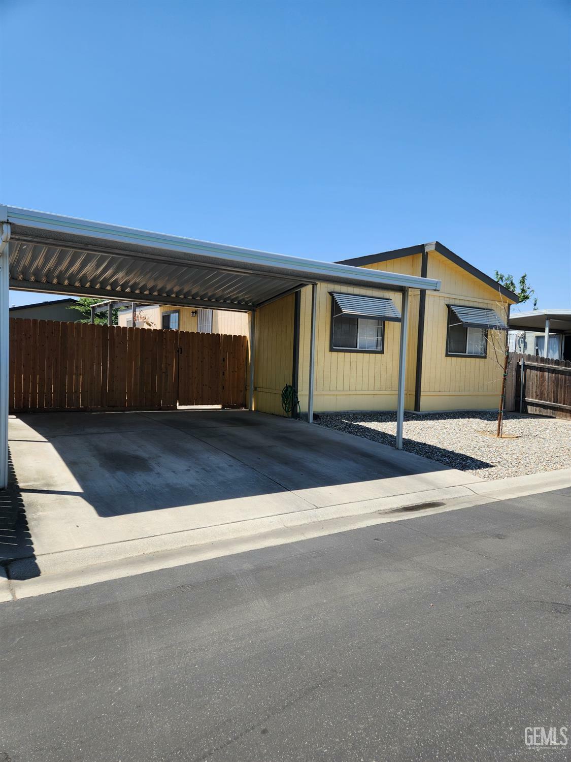 14035 Rosedale Highway 108  Bakersfield CA 93314 photo