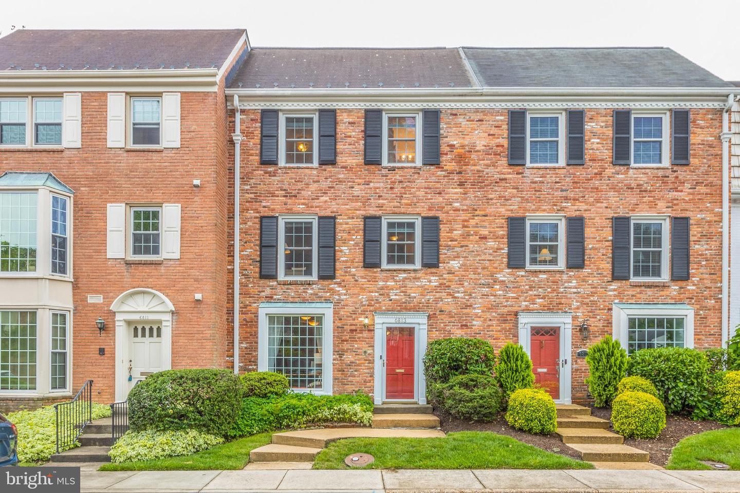 Property Photo:  6813 Market Square Drive  VA 22101 
