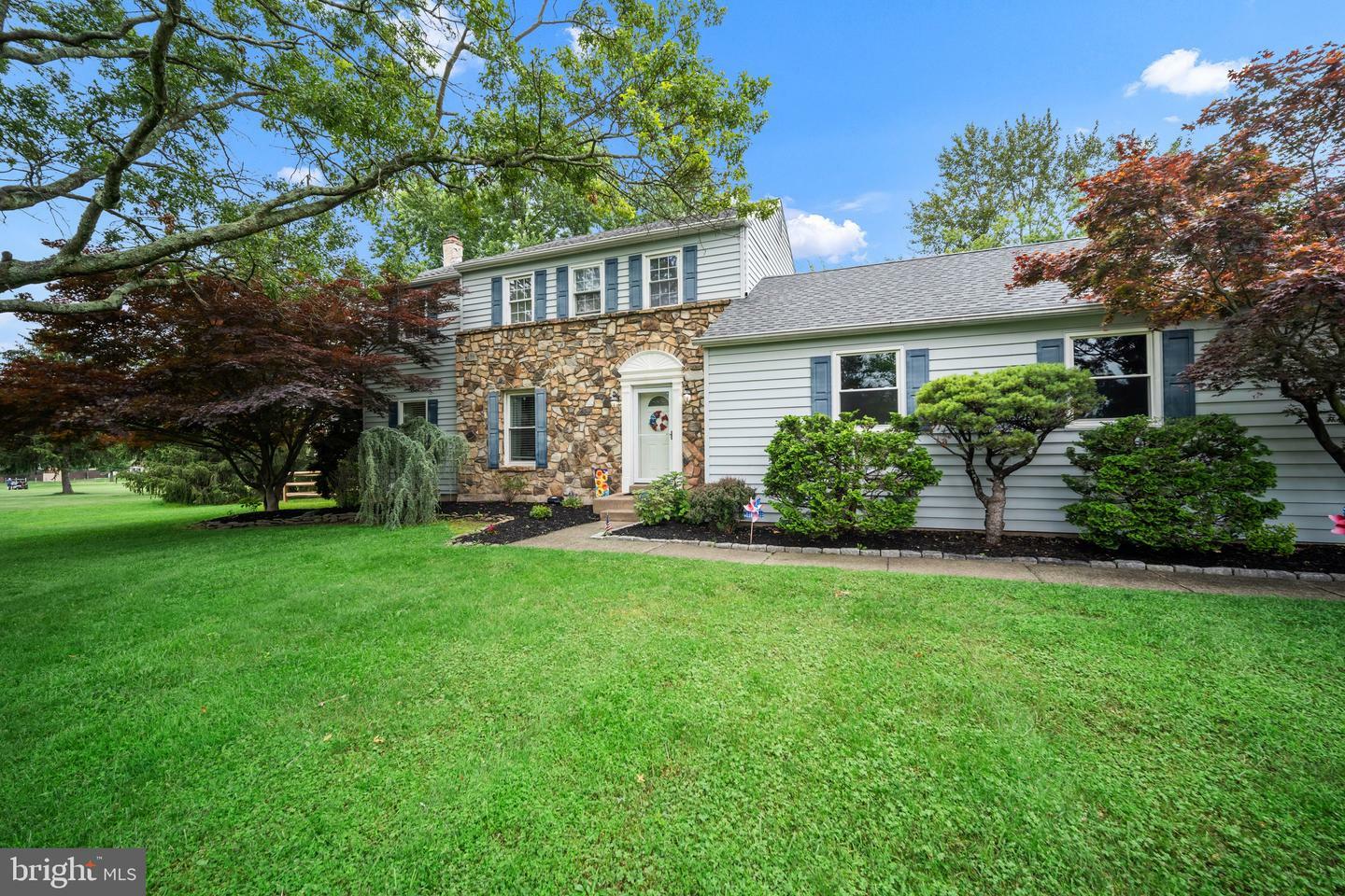 Property Photo: 740 Wedge Way PA 18976