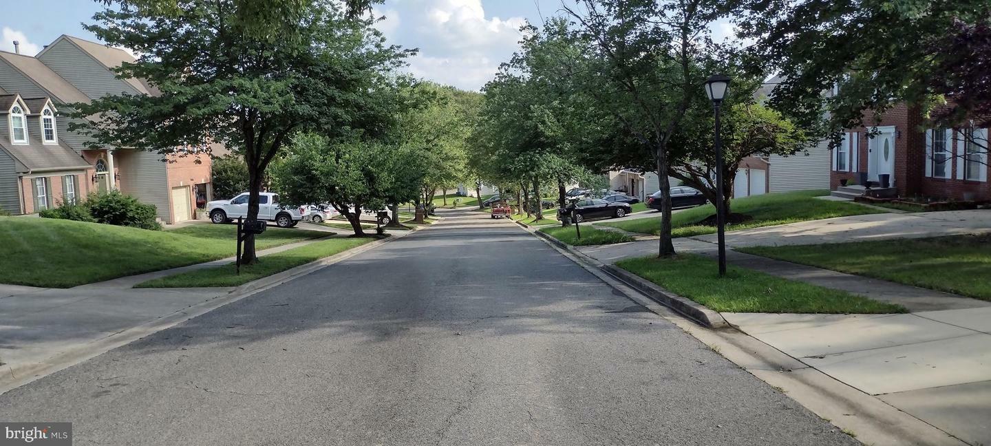Property Photo:  4805 Ashford Place  MD 20772 