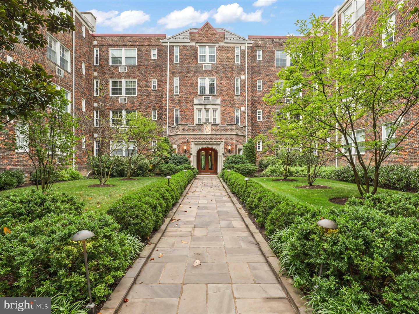 3051 Idaho Avenue NW 101  Washington DC 20016 photo