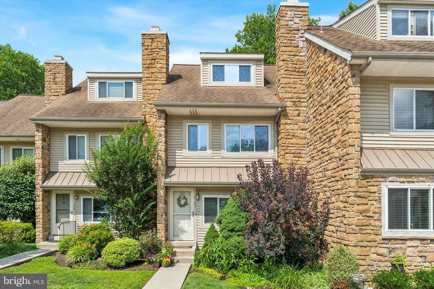 221 Carriage Court 221  Chesterbrook PA 19087 photo