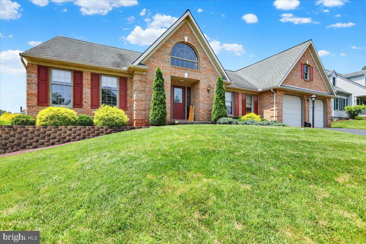 Property Photo: 1277 Harvest Drive PA 17517