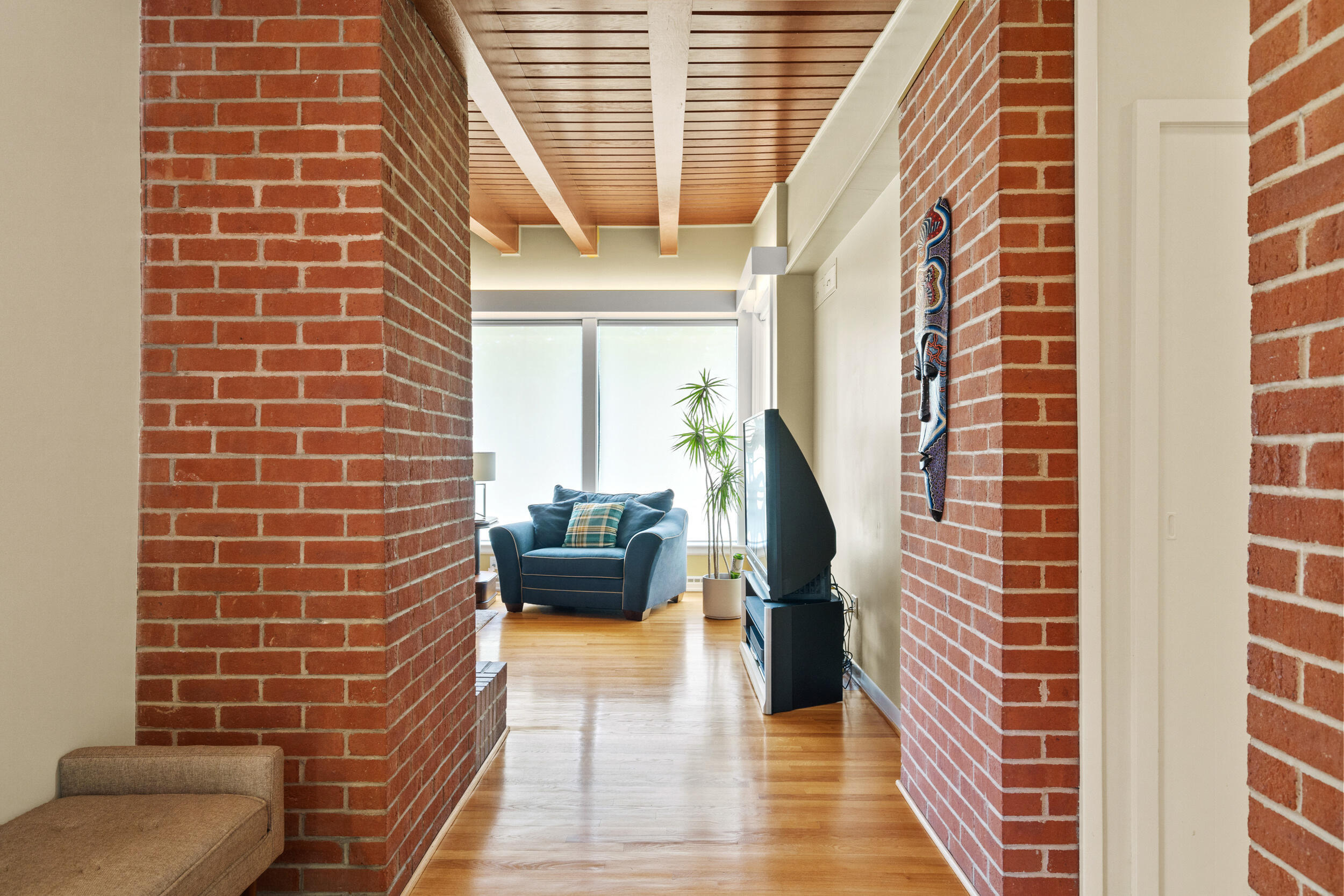 Property Photo: 702 Russell Blvd MO 65203