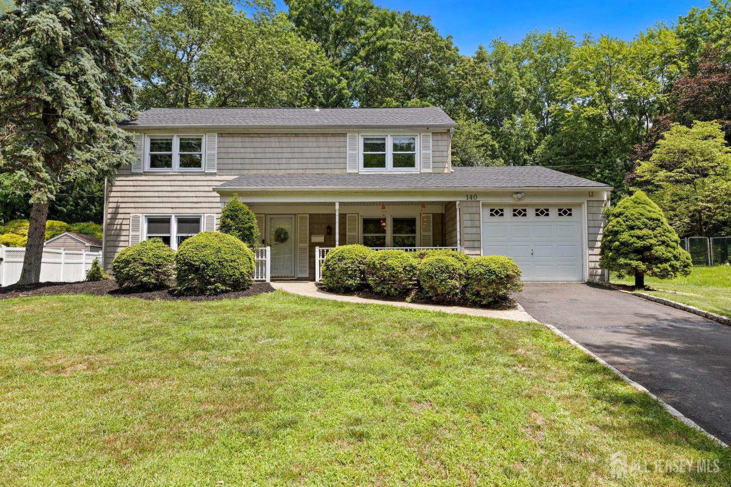140 Idlebrook Lane  Aberdeen NJ 07747 photo