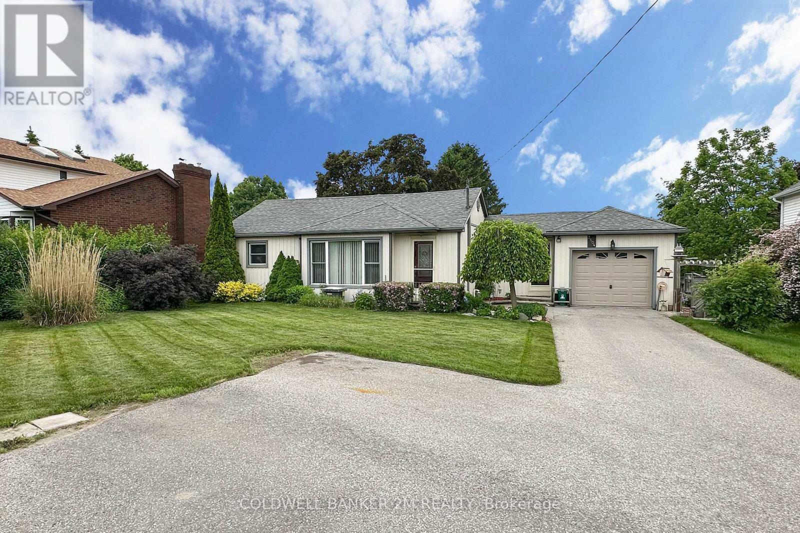 Photo de la propriété: 2604 Prestonvale Road ON L1E 2R9