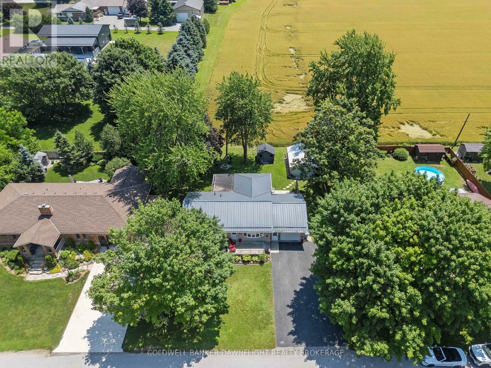 Photo de la propriété: 21 York Crescent ON N0M 1X0