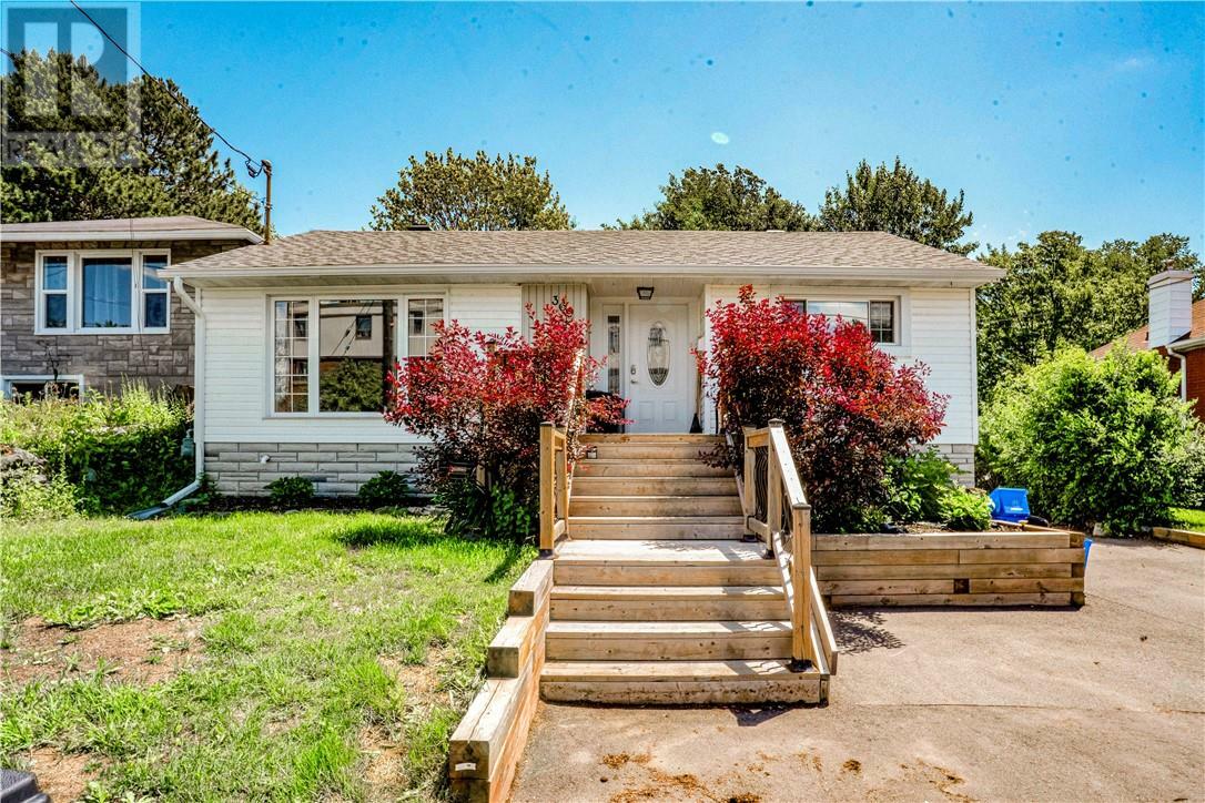 369 Wellington Heights  Sudbury ON P3E 3V8 photo
