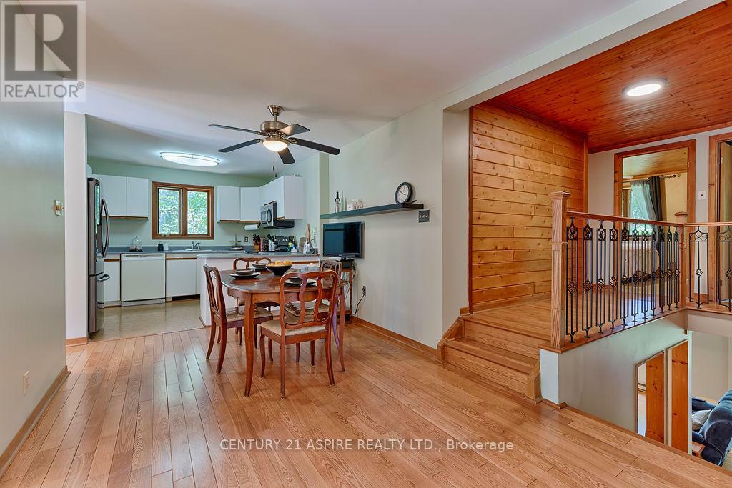 Property Photo: 551 Whispering Pines Crescent ON K8A 6W4