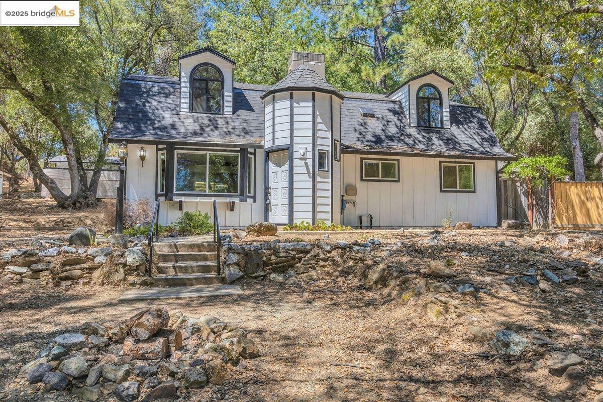 Property Photo: 21710 Montgomery Rd CA 95370