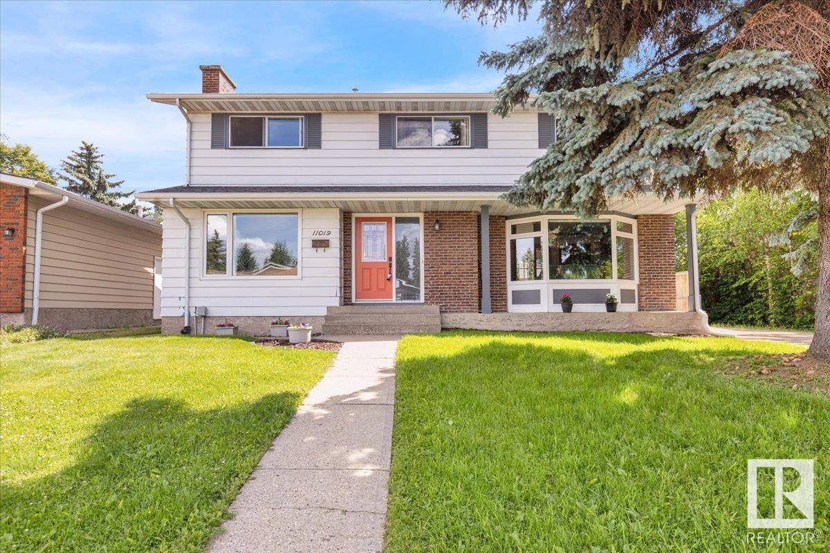Property Photo: 11019 30 Avenue NW AB T6J 3B1