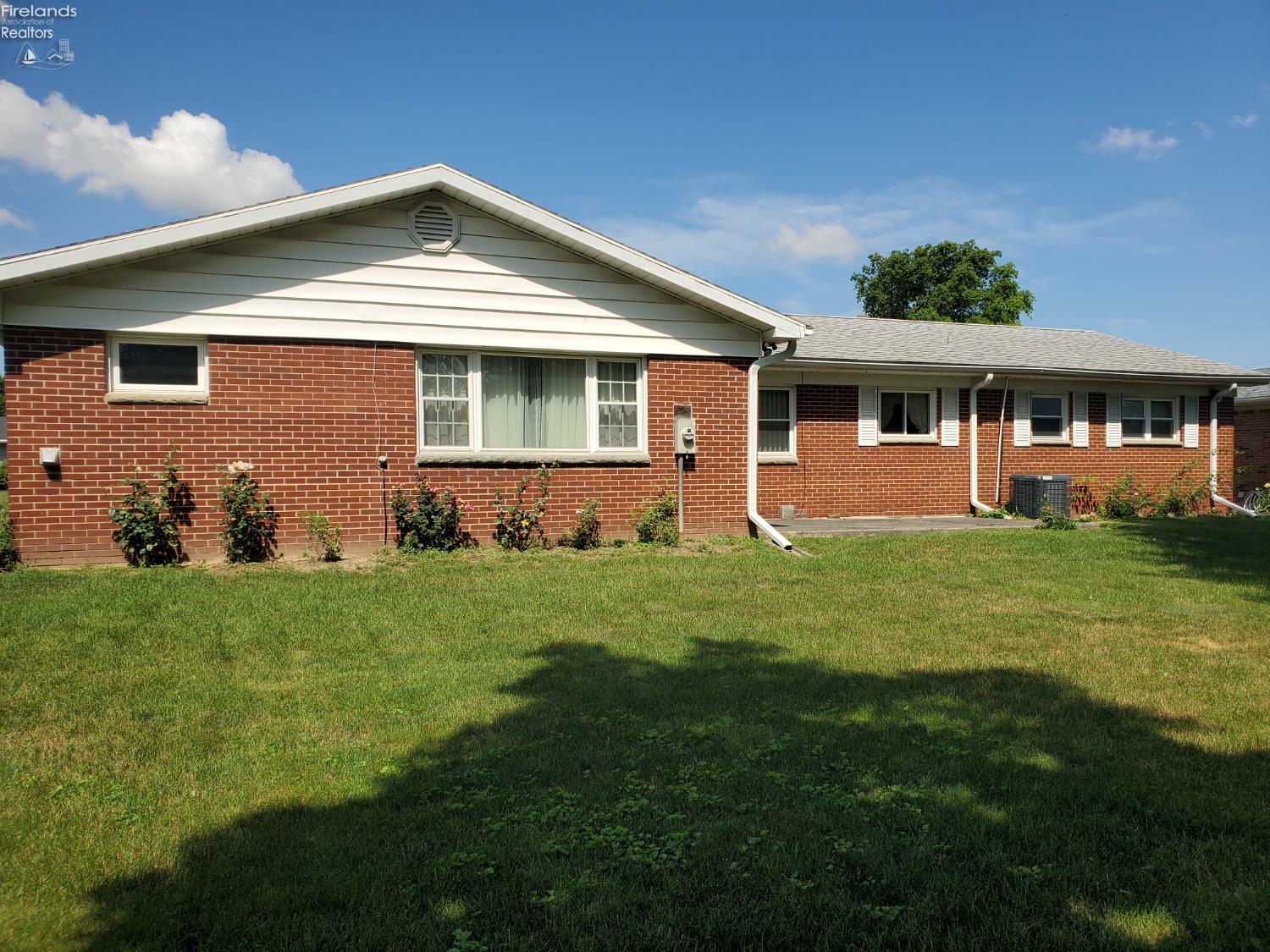 Property Photo: 54 Pinewood Drive OH 44883