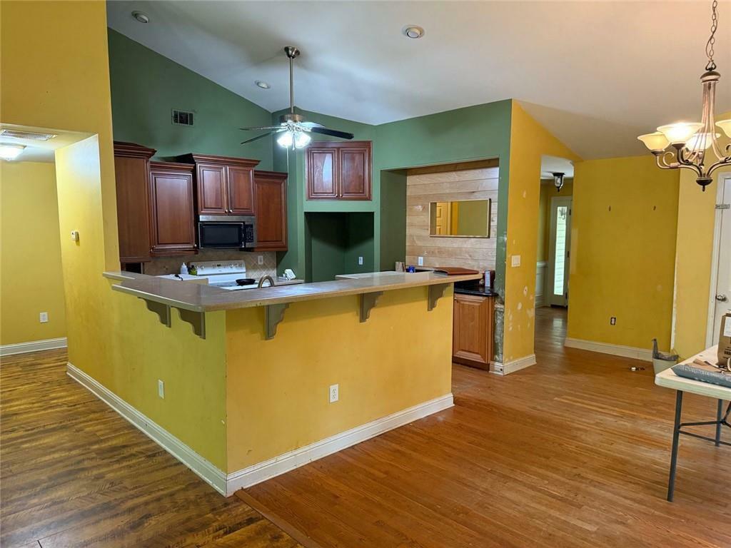 Property Photo: 85 Morning Glen Drive GA 30024