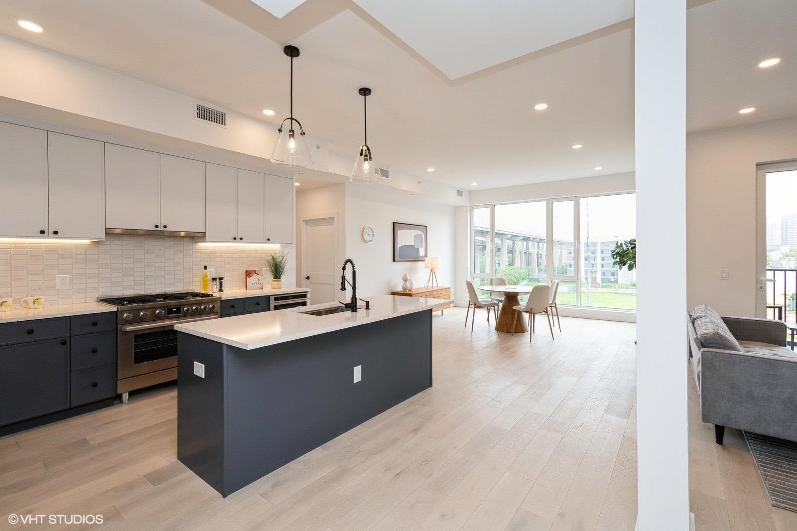 425 3rd St 404  Jc, Downtown NJ 07302 photo