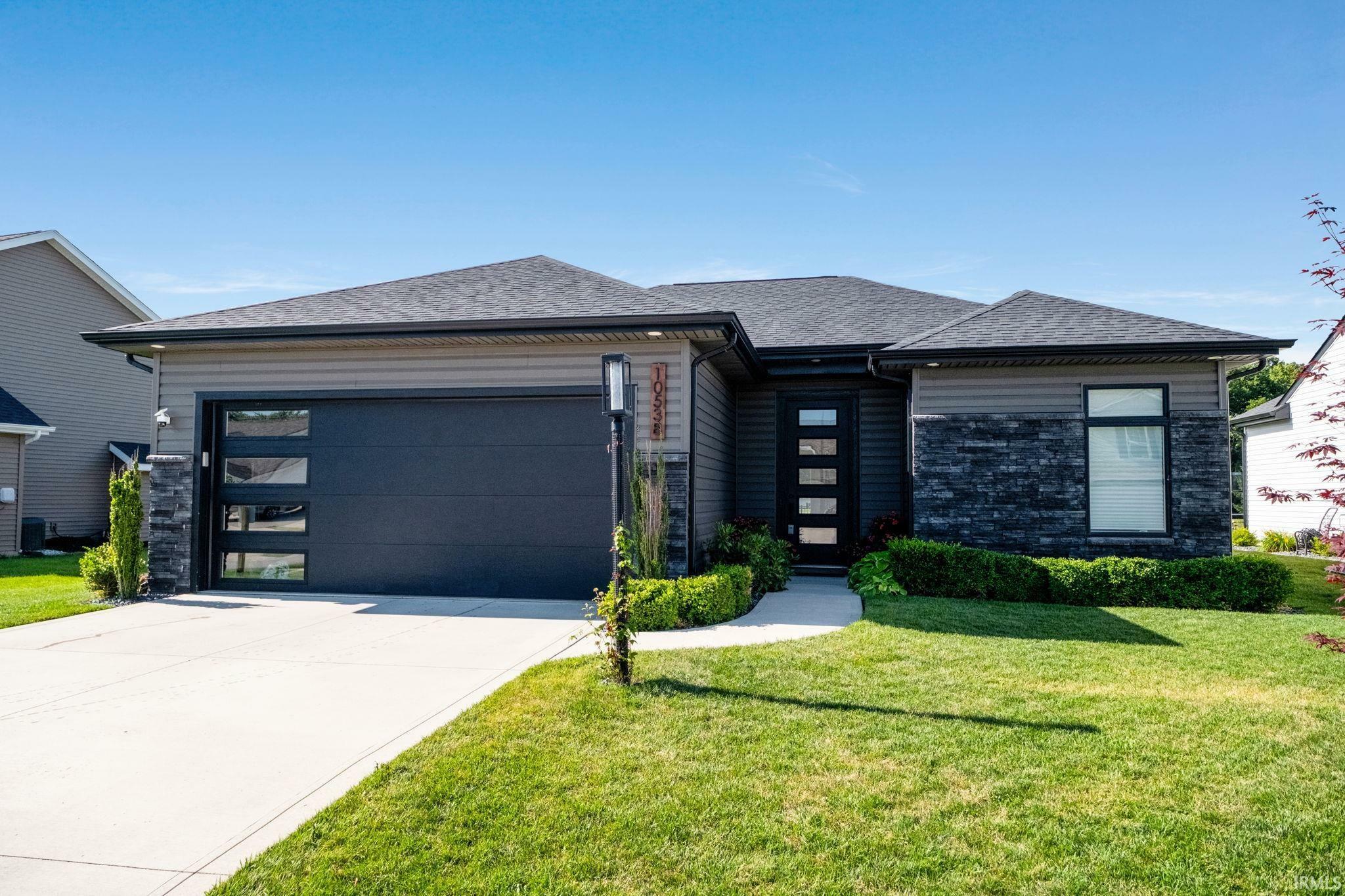 Property Photo: 10538 Fieldlight Boulevard IN 46835-9289
