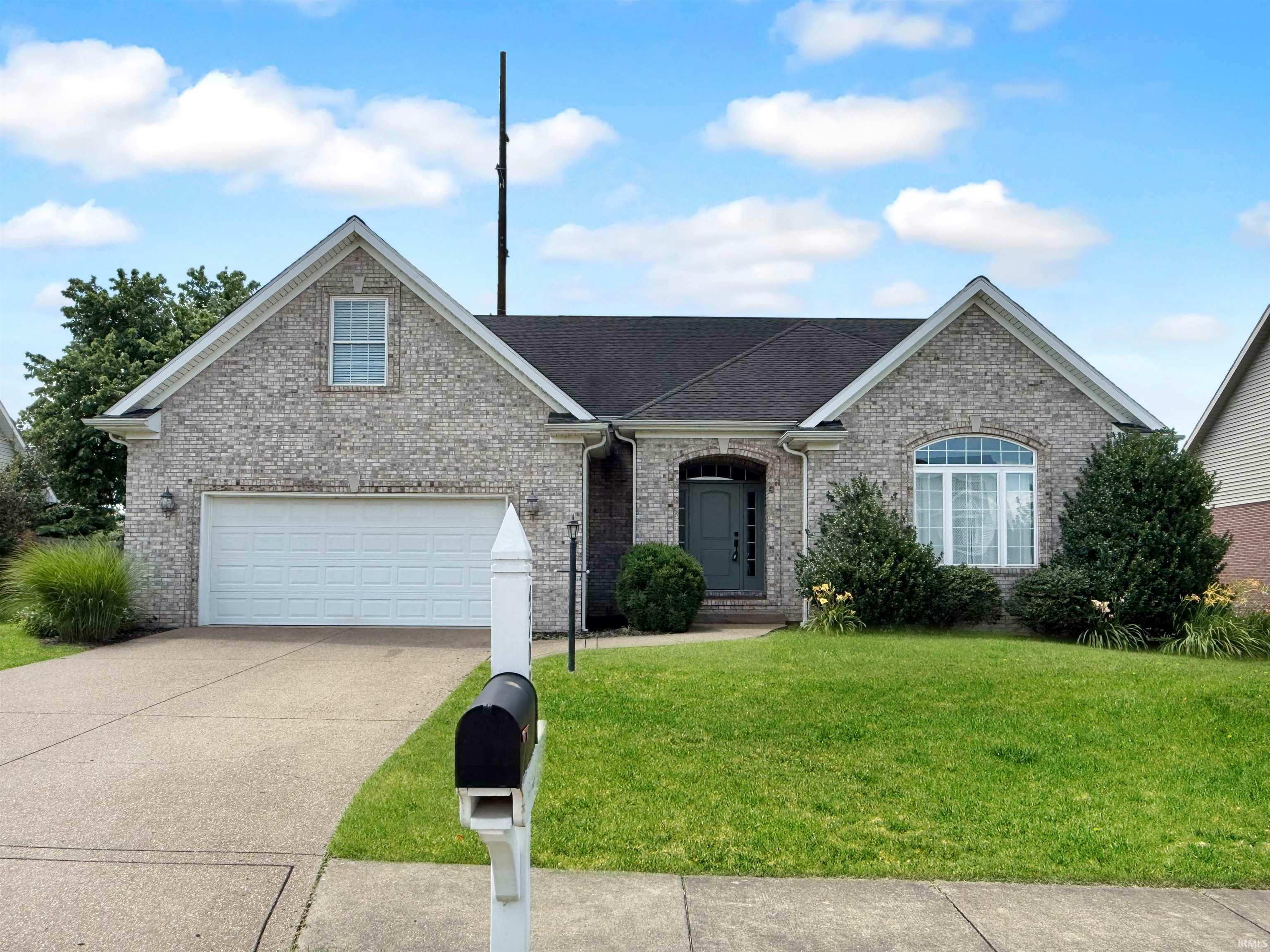 4700 Clint Circle  Newburgh IN 47630 photo
