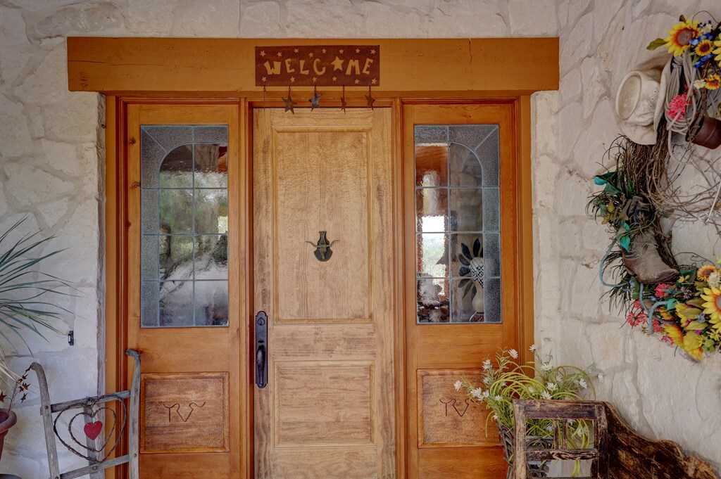 Property Photo:  7680 NW White Oak Rd  TX 78028 