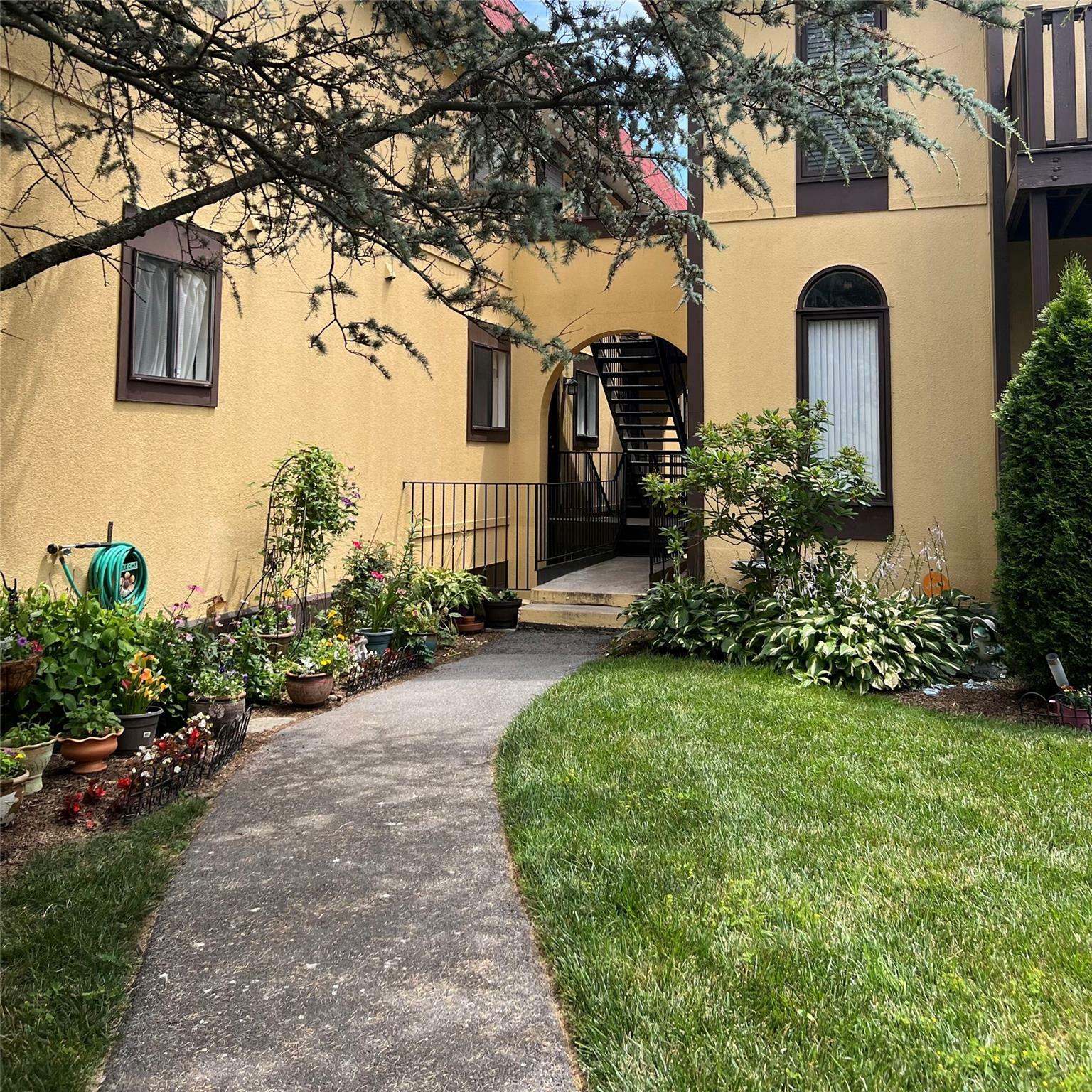 Property Photo: 7 Granada Crescent 1 NY 10603