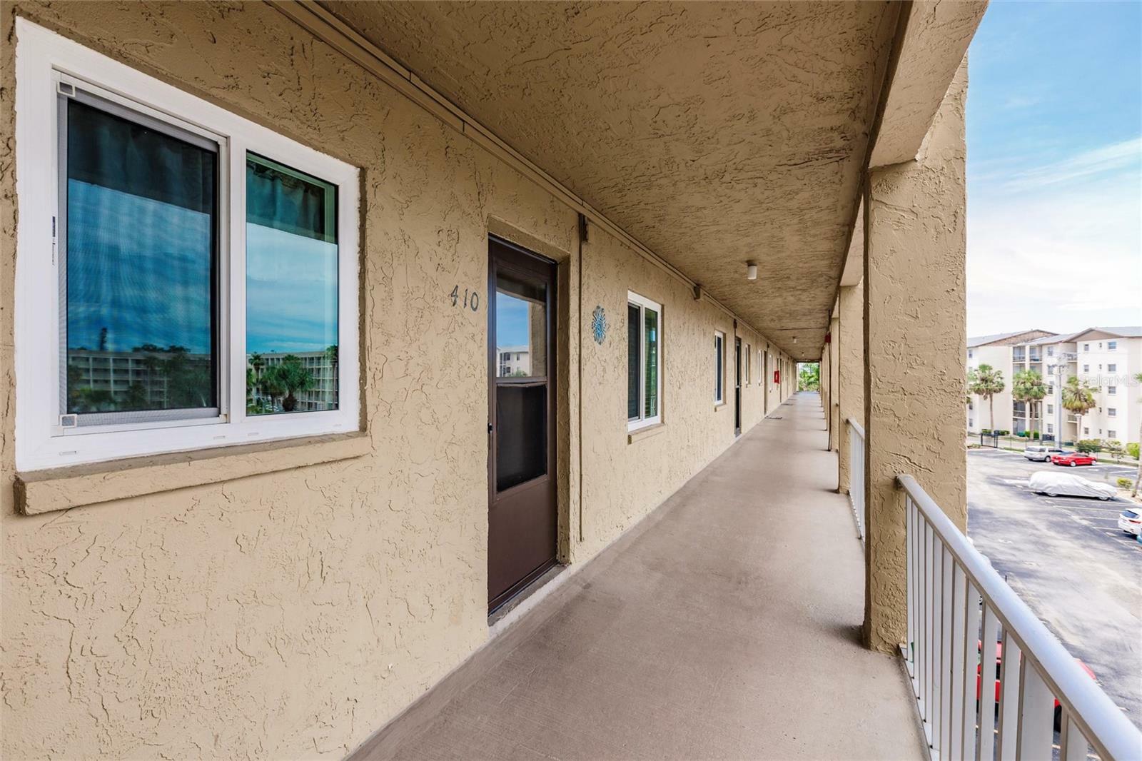 Property Photo: 3635 Lake Bayshore Drive J-410 FL 34205
