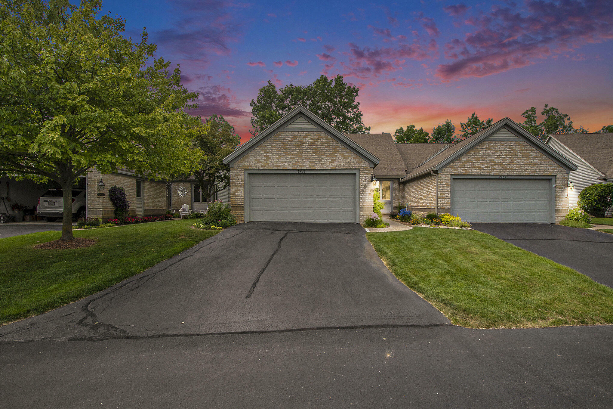 2471 High Ridge Lane SE  Grand Rapids MI 49546 photo