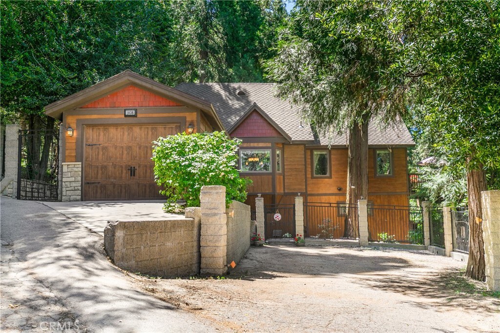 Property Photo:  1036 Venus Way  CA 92325 