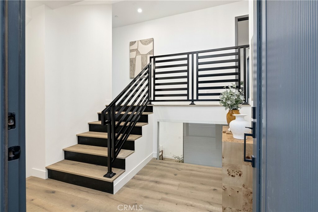 Property Photo: 1024 17th Street CA 90254