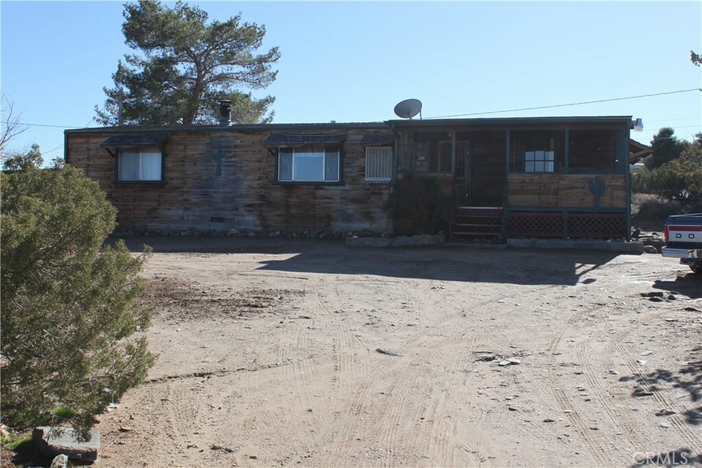 Property Photo: 2855 Hollister Road CA 92372