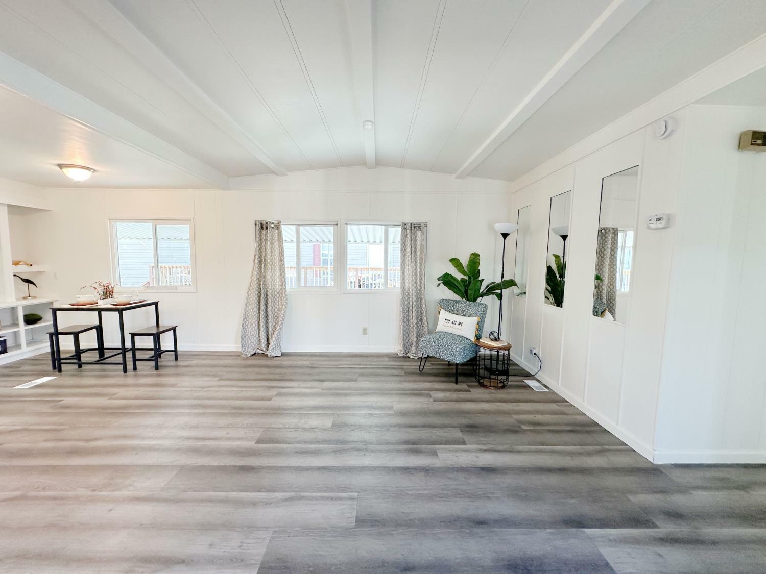Property Photo: 123 Village Circle CA 95838
