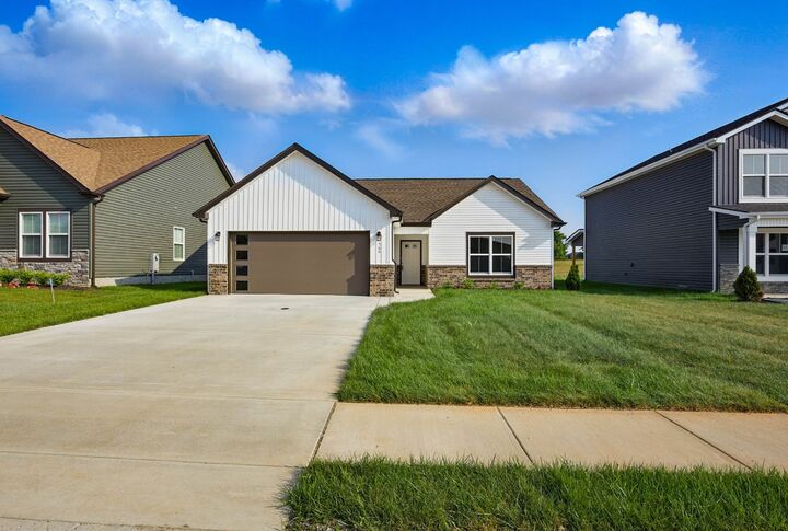 Property Photo: 766 Emma Dean Dr TN 37042
