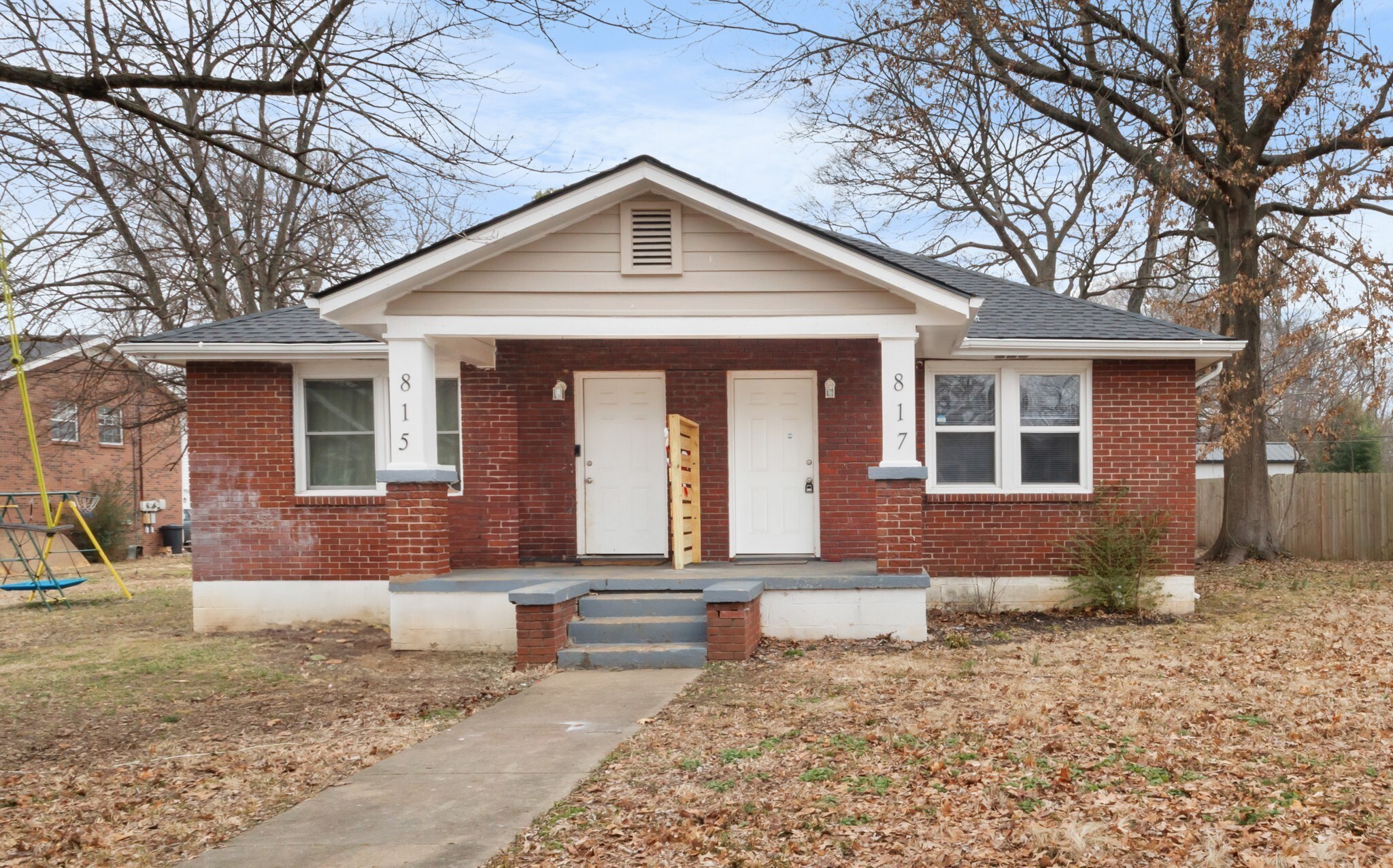 Property Photo: 815 Stafford St TN 37040