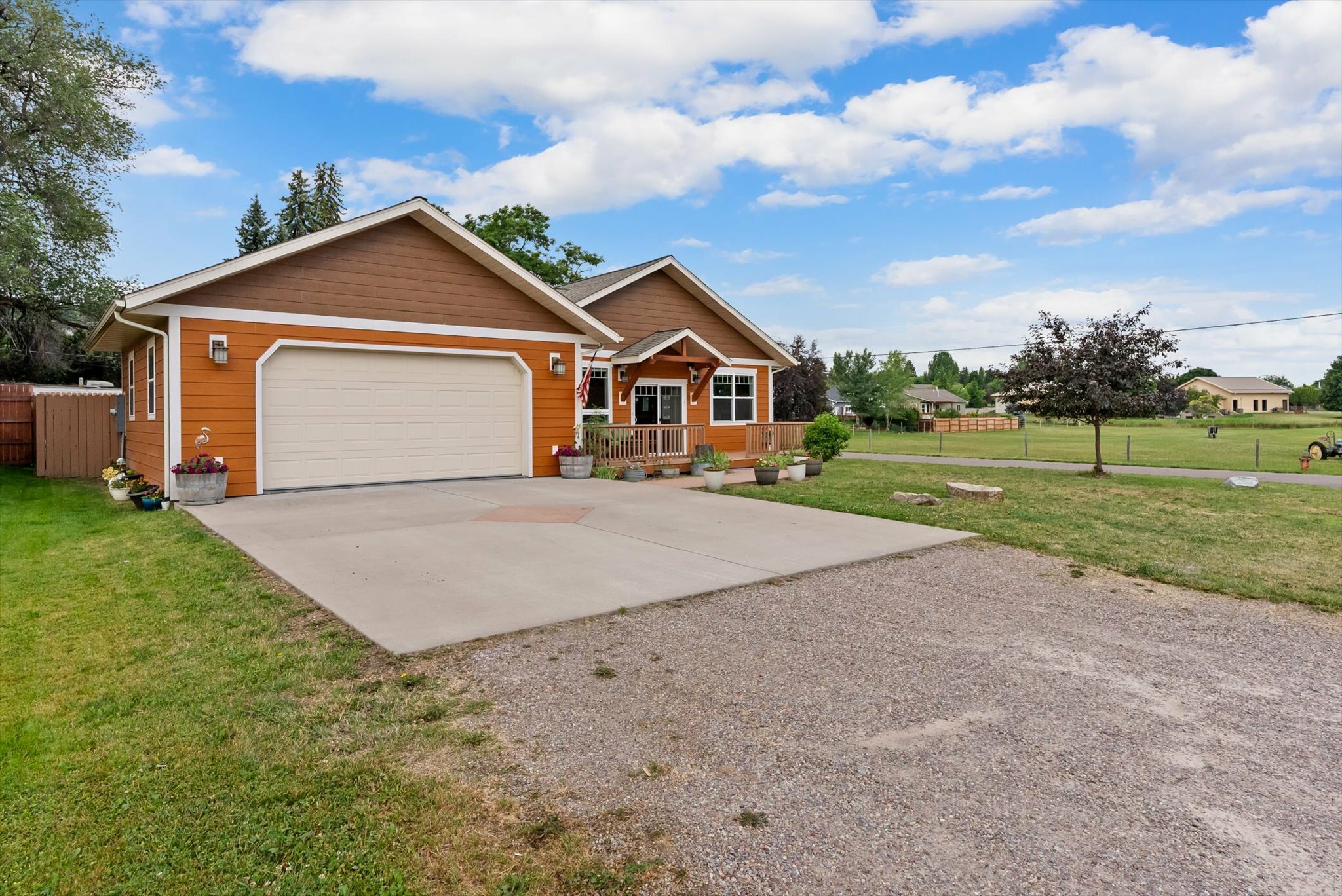 Property Photo:  1503 5th Street E  MT 59860 
