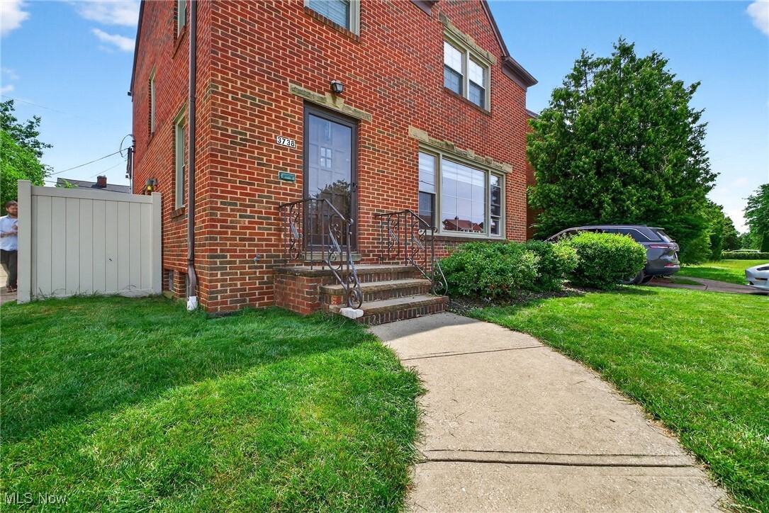 Property Photo:  3738 Bendemeer Road  OH 44118 
