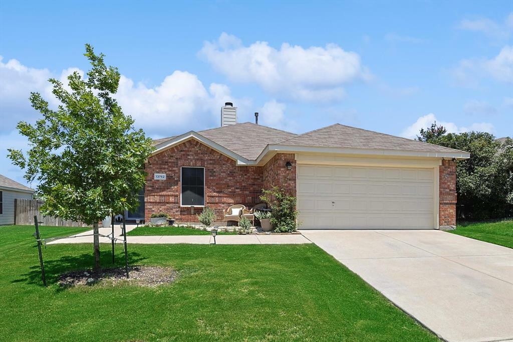 Property Photo: 13762 Trail Stone Lane TX 76052
