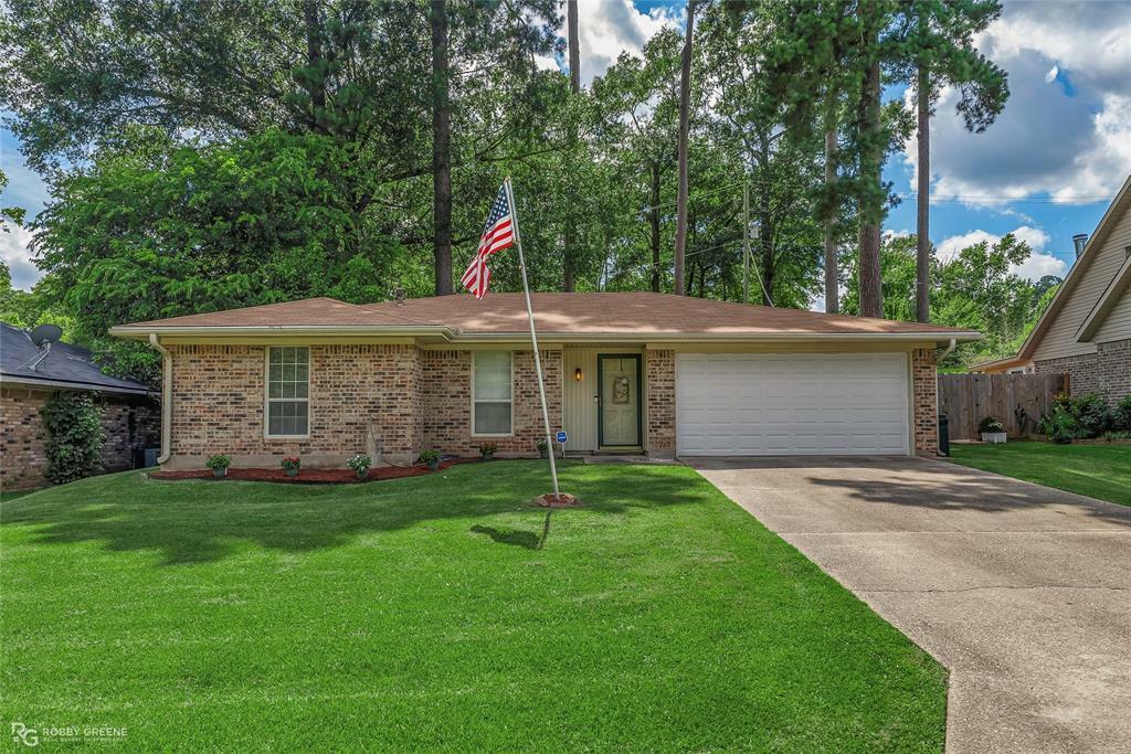 Property Photo: 308 Avenida Drive LA 71037