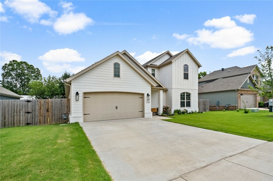 Property Photo:  108 Dobson Street  AR 72751 