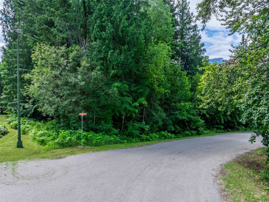 Property Photo: 1565 Pratico Road BC V0E 2S1