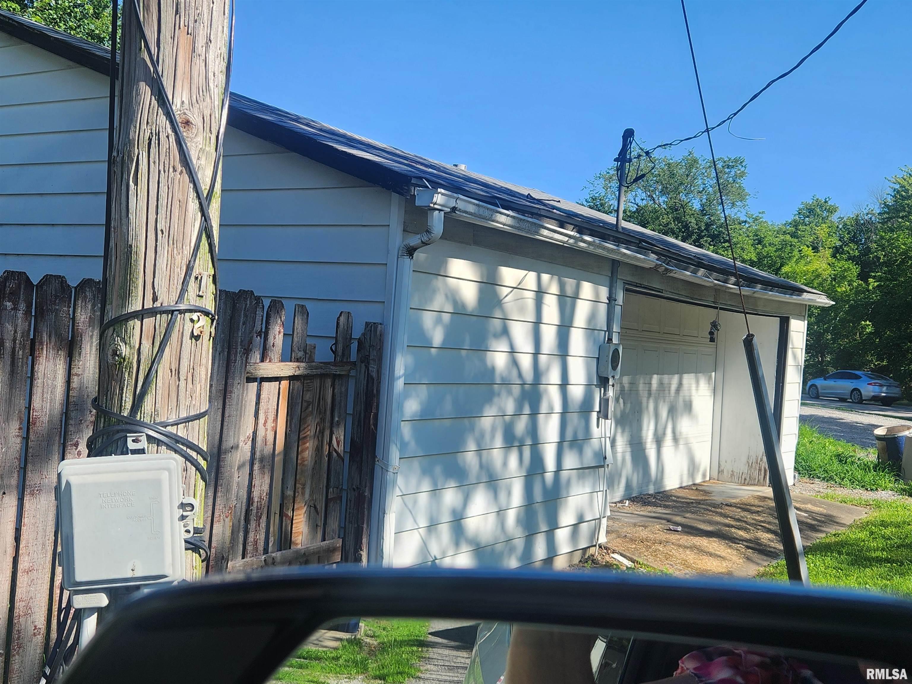 Property Photo: 242 Missouri Street IL 62274