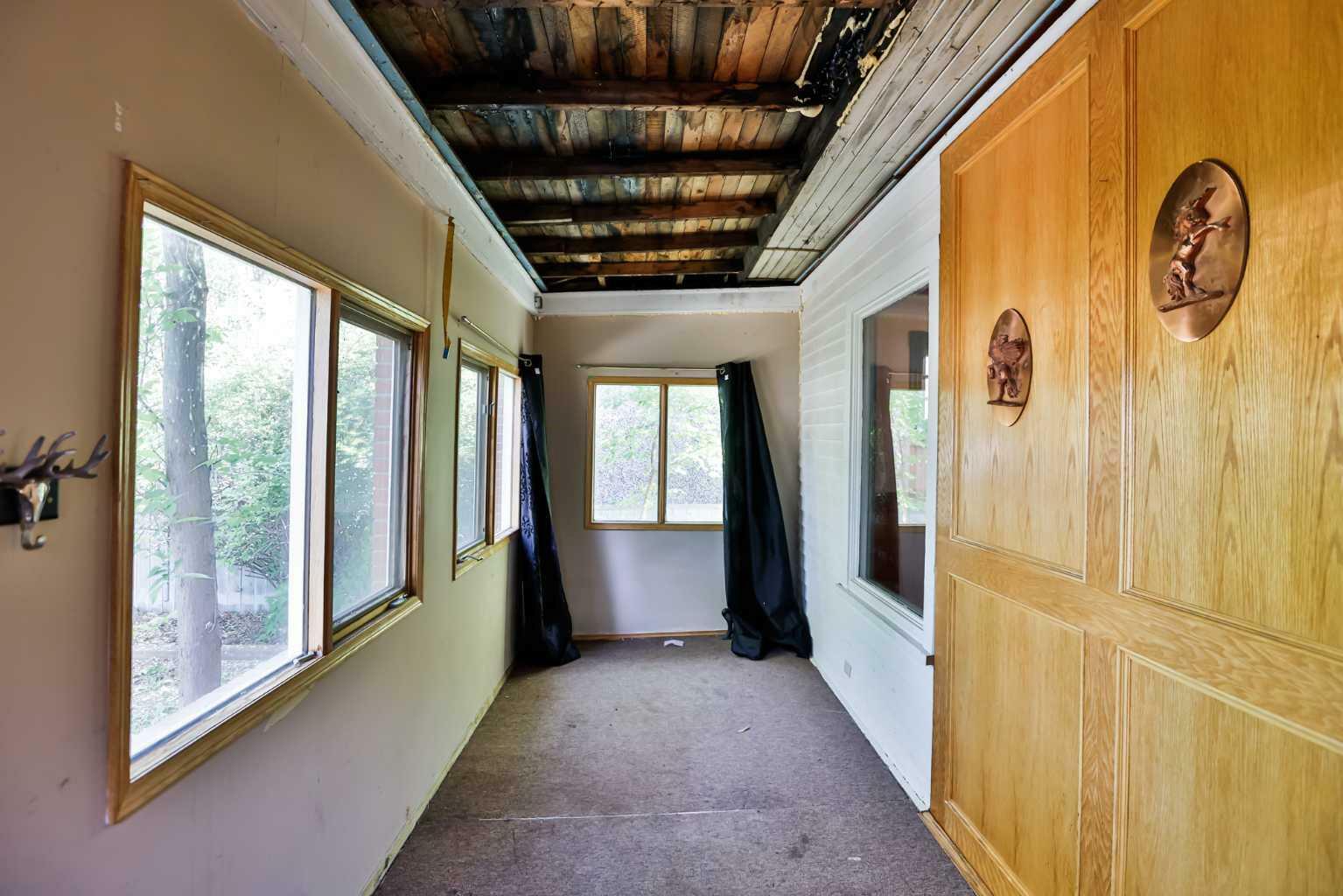 Property Photo: 326 12 Street S AB T1J 2R1