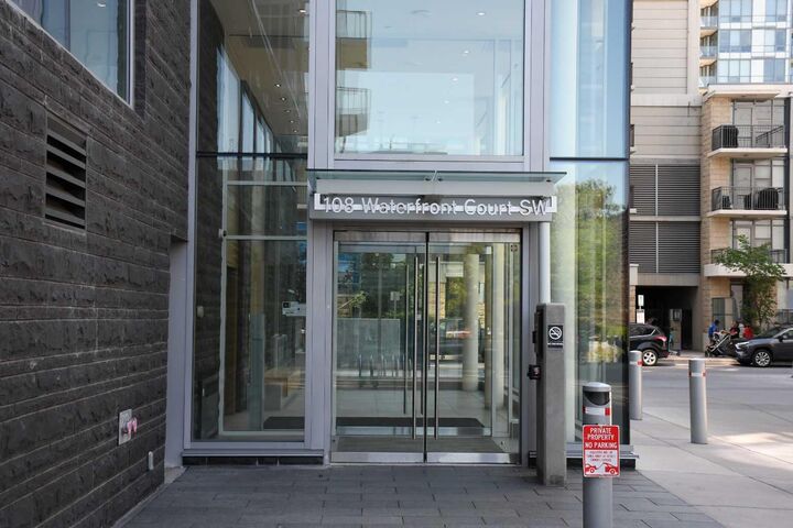 Property Photo:  108 Waterfront Court SW 604  AB T2P 1K7 
