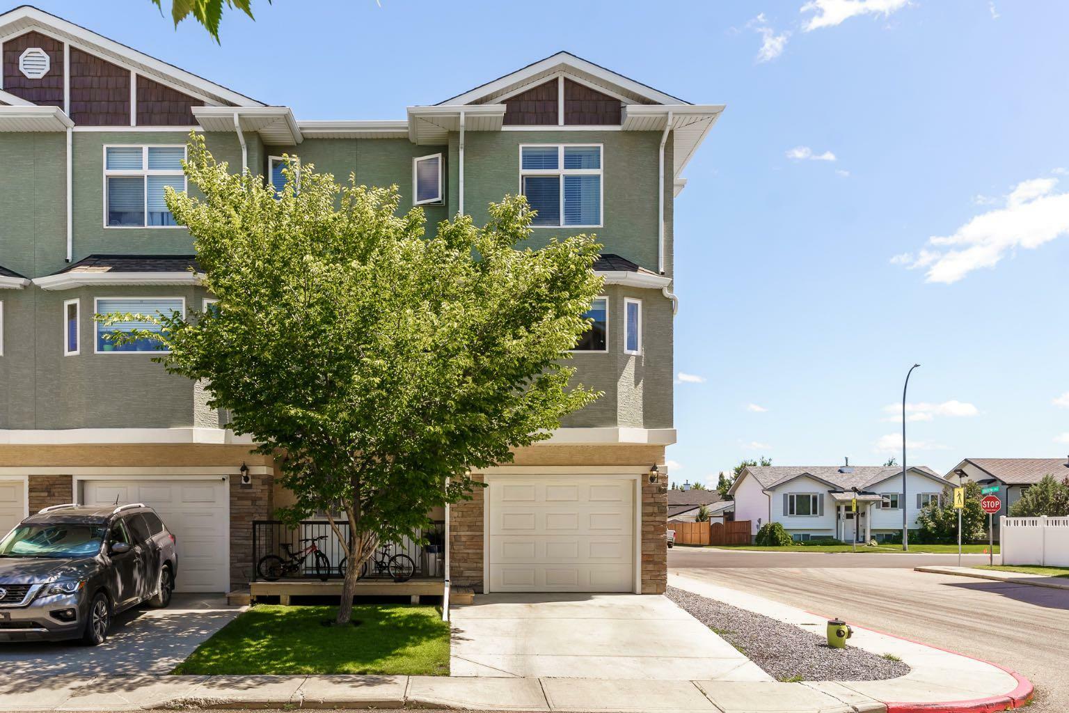 Property Photo: 317 Strathcona Circle AB T1P 0B1