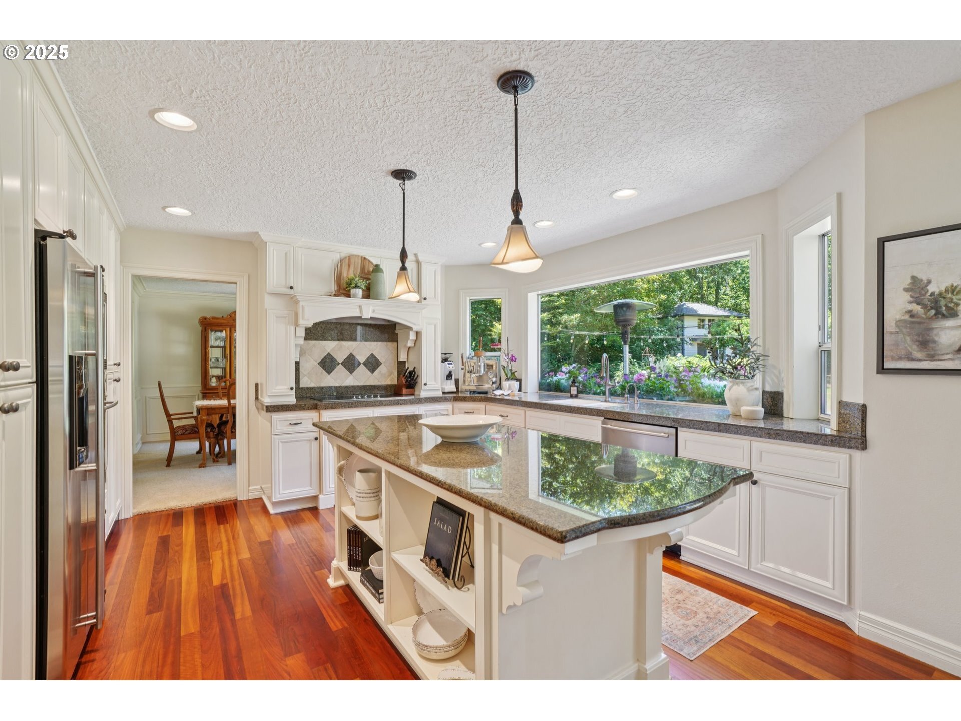 Property Photo: 1800 SE 202nd Ave WA 98607