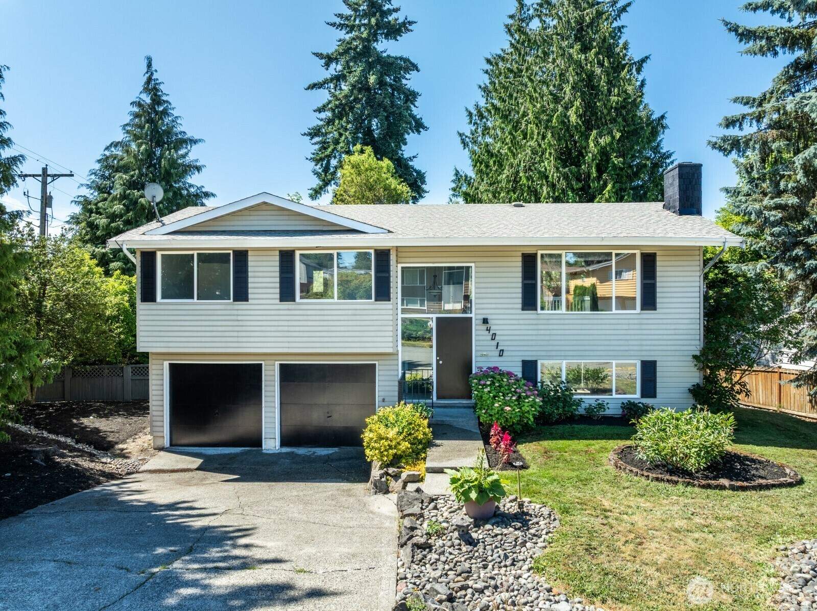 4010  191st St SW  Lynnwood WA 98036 photo